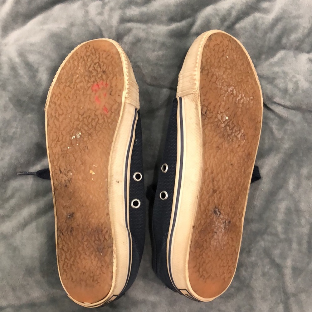 Sneakers - Picture 2 of 3